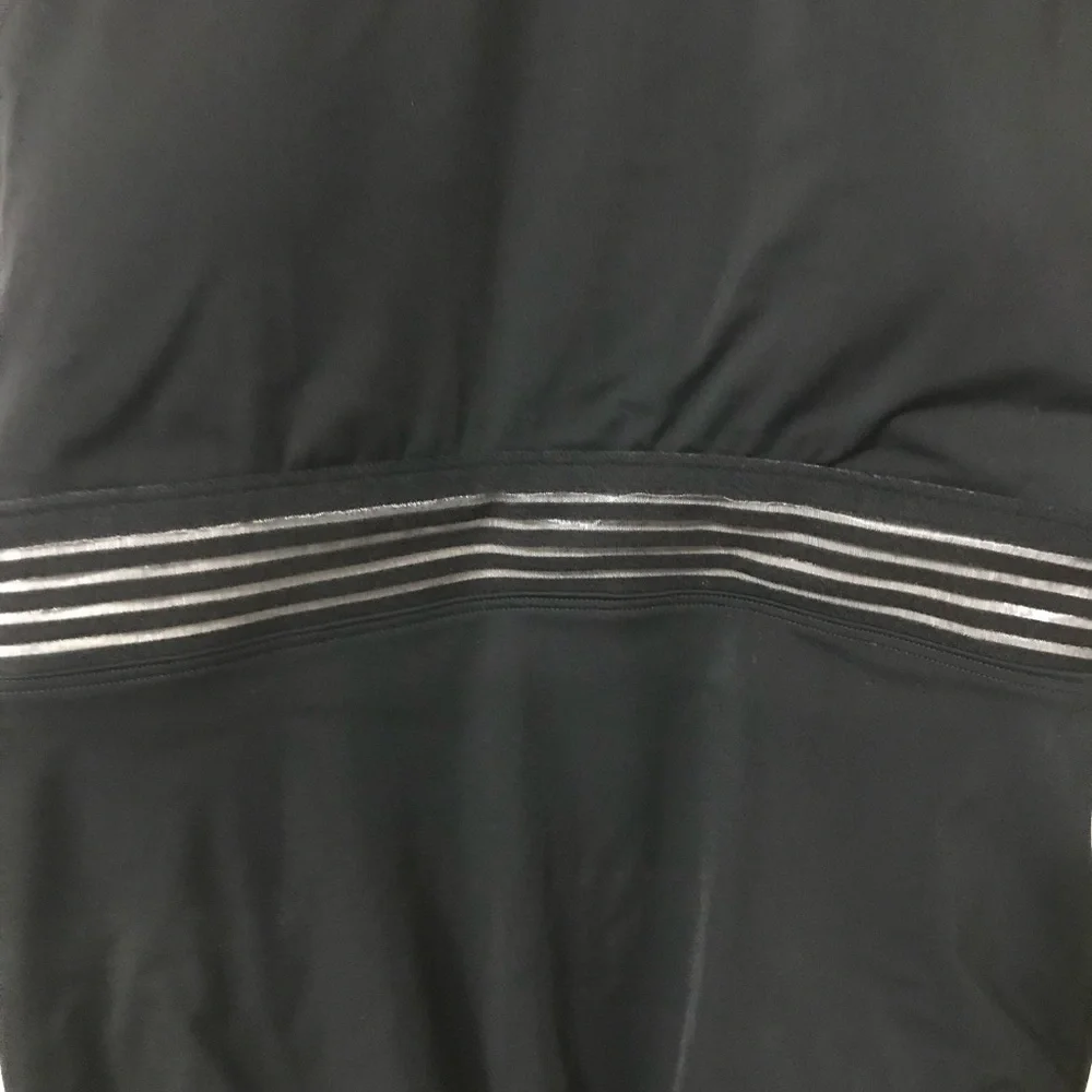 Lululemon one piece, 4, zipper back, like new. - Picture 3 of 5